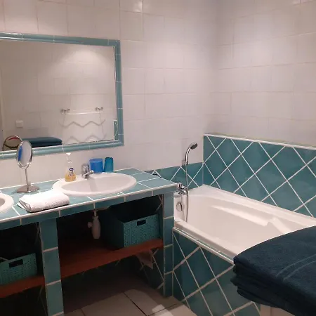 컨트리하우스 Cuisine, Et Salle De Bains Independants Pres D Anduze Saint-Christol-lès-Alès